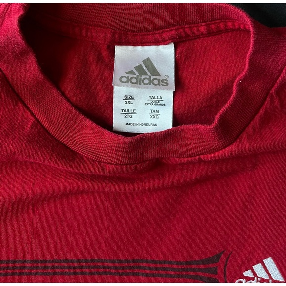 Adidas oversized red tee - Picture 3 of 3